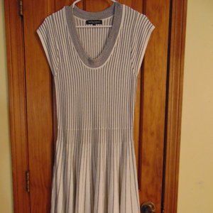 Wendy Williams Collection Flattering Fit and Flare Dress SZ M B&W Knit